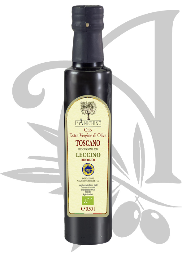 Tuscan Organic Olive Oil Leccino variety Farm Agriturismo L'Anichino Grosseto Tuscany